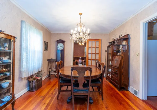 Photo 4 of Sale Pending at 1409 Geneva Ave, Rockford, IL 61108 | MLS# 12750641 | Listing updated on 2026-09-22