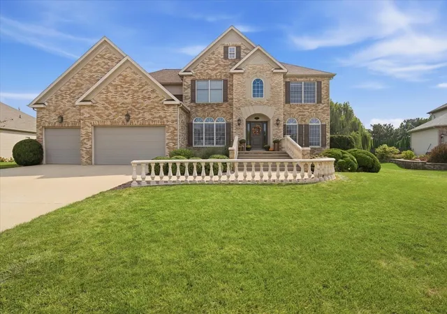 Photo 1 of Single family home for sale at 3 Lavender Ln, Bloomington, IL 61704 | MLS# 12750687 | Listing updated on 2026-10-07