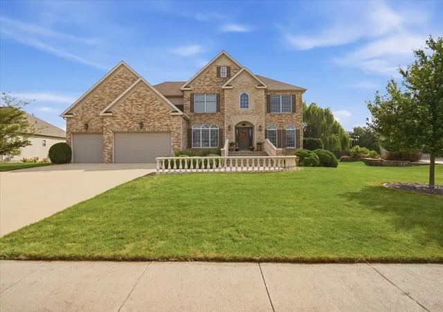 Photo 60 of Single family home for sale at 3 Lavender Ln, Bloomington, IL 61704 | MLS# 12750687 | Listing updated on 2026-10-09