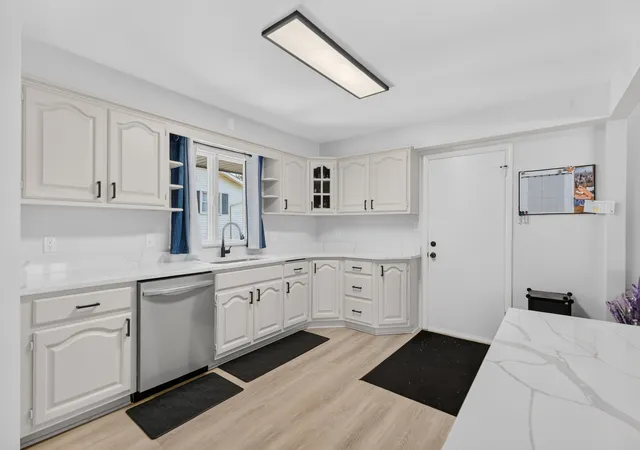 Photo 46 of Single family home for sale at 1701 Newton Dr, Morris, IL 60450 | MLS# 12750696 | Listing updated on 2026-10-06
