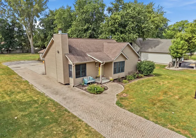 Photo 1 of Single family home for sale at 361 Oak St, Braidwood, IL 60408 | MLS# 12750705 | Listing updated on 2026-09-19