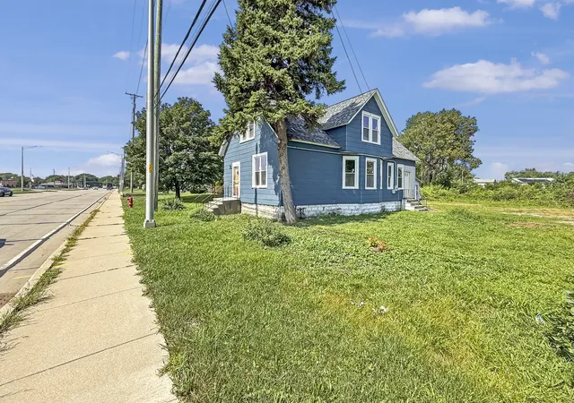 Photo 2 of Single family home for sale at 510 E 170th Street, South Holland, IL 60473 | MLS# 12750748 | Listing updated on 2026-09-09