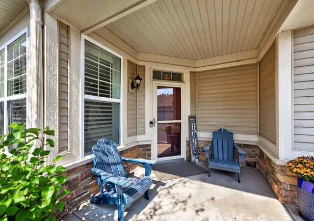 Photo 2 of Townhouse for sale at 4009 Sumac Ct, Naperville, IL 60564 | MLS# 12750761 | Listing updated on 2026-09-09
