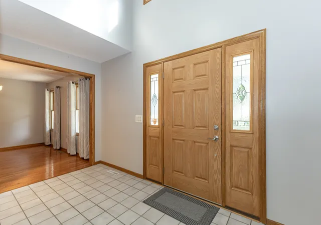 Photo 4 of Sale Pending at 906 Ridgeview Ct, Sherrard, IL 61281 | MLS# 12750798 | Listing updated on 2026-09-23
