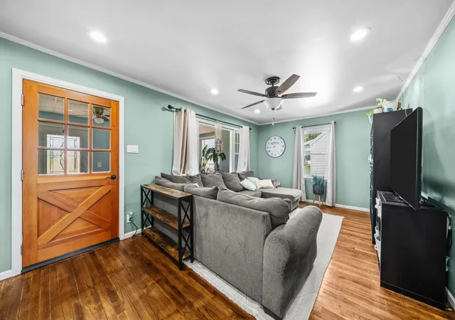 Photo 2 of Sale Pending at 420 E Hitt St, Mount Morris, IL 61054 | MLS# 12750818 | Listing updated on 2026-09-10