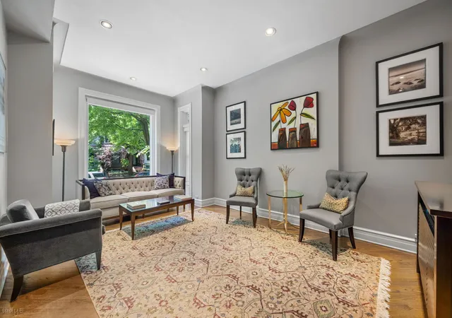 Photo 2 of Single family home for sale at 1437 N Dearborn St, Chicago, IL 60610 | MLS# 12750844 | Listing updated on 2026-09-14