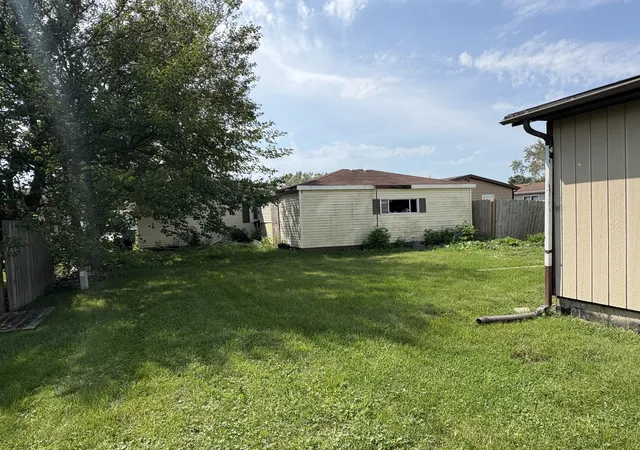 Photo 9 of Single family home for sale at 2234 Rush St, Sauk Village, IL 60411 | MLS# 12750857 | Listing updated on 2026-10-07