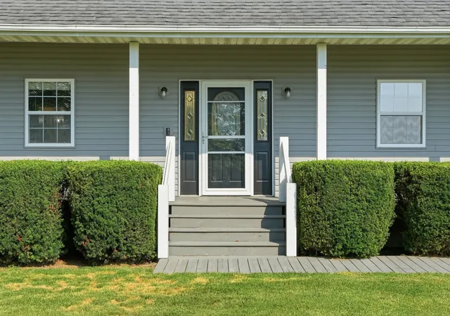 Photo 2 of Single family home for sale at 29725 S Yates Ave, Beecher, IL 60401 | MLS# 12750906 | Listing updated on 2026-09-14