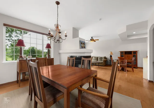 Photo 3 of Townhouse for sale at 927 Winners Cup Ct, Naperville, IL 60565 | MLS# 12750916 | Listing updated on 2026-09-17