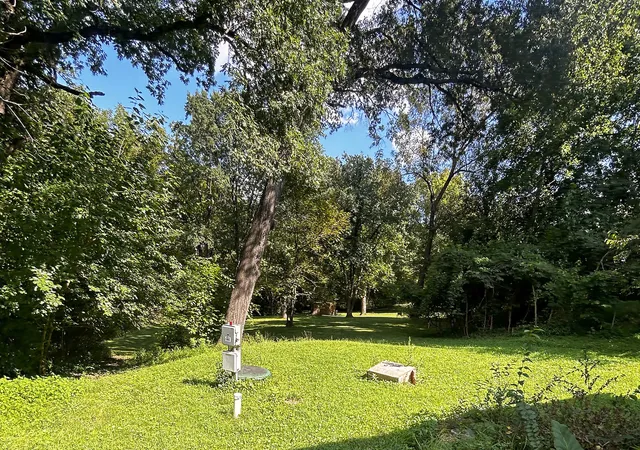 Photo 14 of Single family home for sale at 212 Tomlinson St, East Alton, IL 62024 | MLS# 12750992 | Listing updated on 2026-09-04