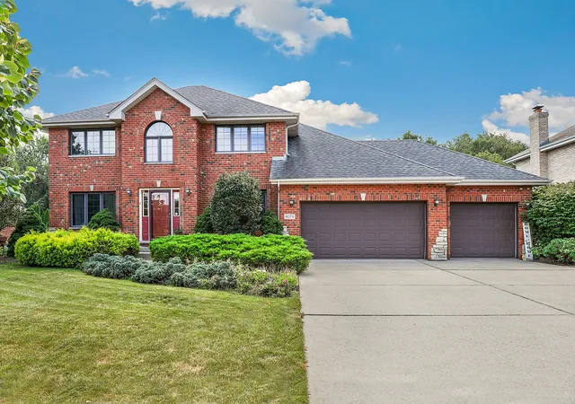 Photo 1 of Single family home for sale at 9073 Charrington Dr, Frankfort, IL 60423 | MLS# 12751000 | Listing updated on 2026-09-13