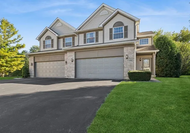 Photo 1 of Townhouse for sale at 17193 W Cunningham Ct, Libertyville, IL 60048 | MLS# 12751030 | Listing updated on 2026-10-09