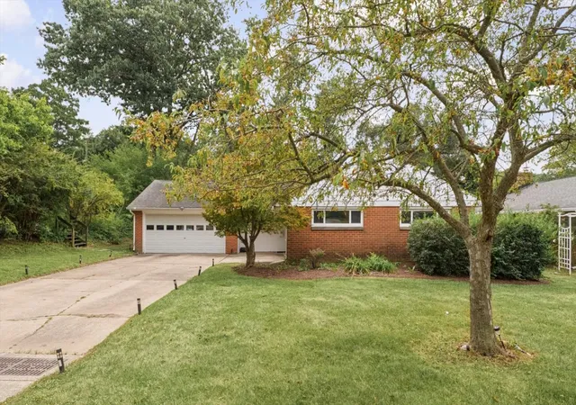 Photo 2 of Single family home for sale at 1407 W John St, Champaign, IL 61821 | MLS# 12751051 | Listing updated on 2026-10-04