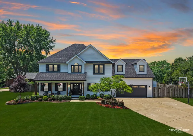 Photo 3 of Sale Pending at 2560 Surrey Ct, Aurora, IL 60506 | MLS# 12751055 | Listing updated on 2026-09-24