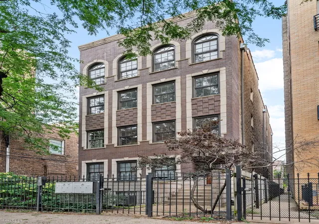 Condo for sale at 1547 N Hudson Ave #3, Chicago, IL 60610 | MLS# 12751067