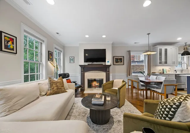 Photo 3 of Condo for sale at 1547 N Hudson Ave #3, Chicago, IL 60610 | MLS# 12751067 | Listing updated on 2026-09-23