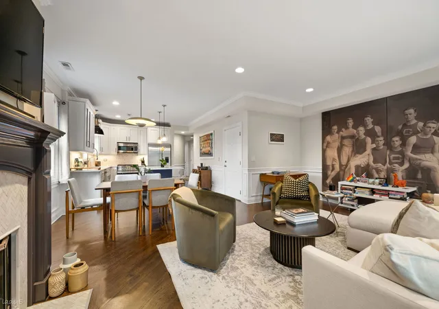 Photo 4 of Condo for sale at 1547 N Hudson Ave #3, Chicago, IL 60610 | MLS# 12751067 | Listing updated on 2026-09-23
