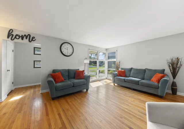 Photo 2 of Single family home for sale at 834 S Michigan Ave, Villa Park, IL 60181 | MLS# 12751118 | Listing updated on 2026-09-25
