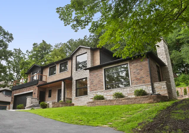 Photo 1 of Single family home for sale at 615 Harper Dr, Algonquin, IL 60102 | MLS# 12751120 | Listing updated on 2026-09-30