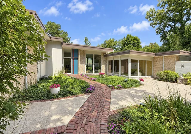 Single family home for sale at 767 Whiteoaks Ln, Highland Park, IL 60035 | MLS# 12751126