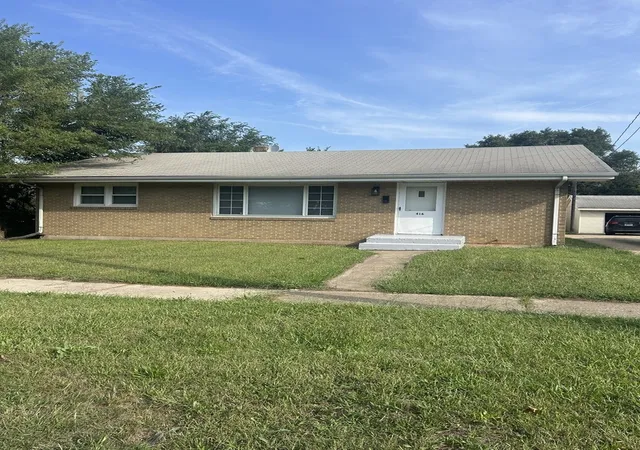 Photo 2 of Single family home for sale at 416 16th Avenue, Rockford, IL 61104 | MLS# 12751138 | Listing updated on 2026-09-09