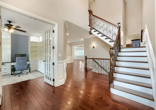 Photo 4 of Single family home for sale at 10594 Charmaine Dr, Frankfort, IL 60423 | MLS# 12751149 | Listing updated on 2026-10-27