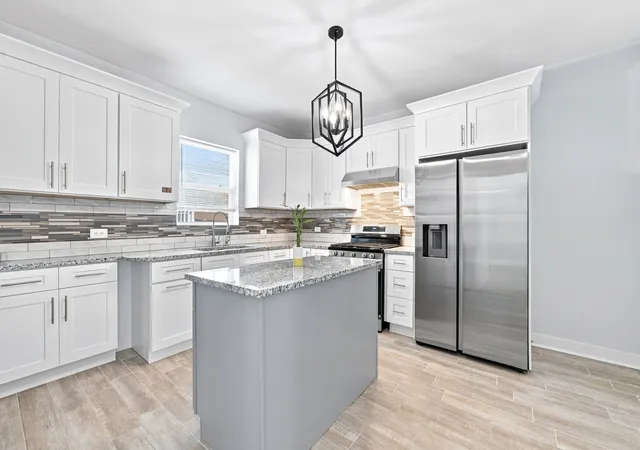 Photo 3 of Single family home for sale at 314 Willow Ave, Joliet, IL 60436 | MLS# 12751193 | Listing updated on 2026-09-23