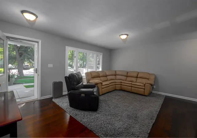 Photo 3 of Single family home for sale at 7212 Sprucewood Ave, Woodridge, IL 60517 | MLS# 12751205 | Listing updated on 2026-09-23