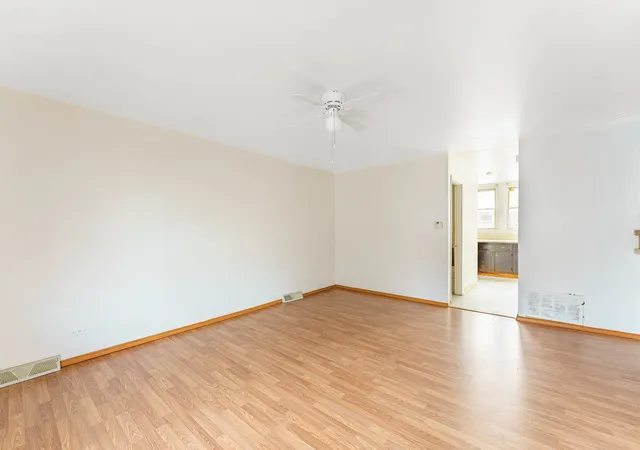Photo 3 of Townhouse for sale at 1370 Fargo Ave #E, Des Plaines, IL 60018 | MLS# 12751209 | Listing updated on 2026-09-04