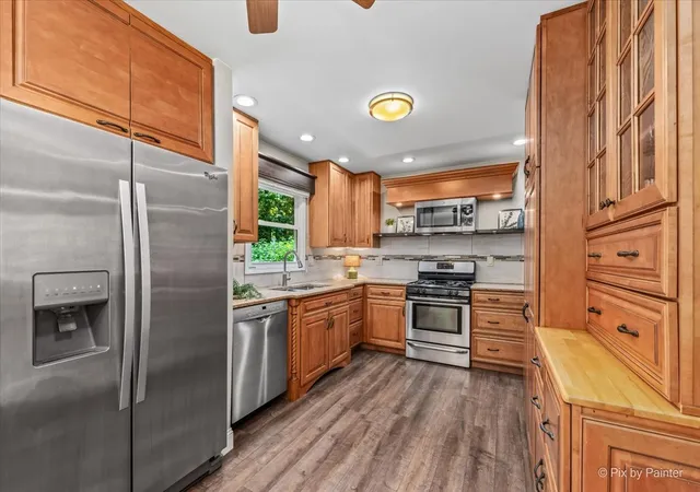 Photo 4 of Single family home for sale at 5n597 Weber Dr, St. Charles, IL 60174 | MLS# 12751213 | Listing updated on 2026-09-13