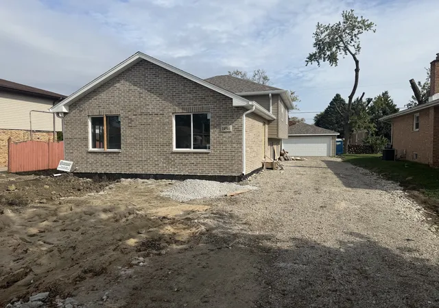 Photo 1 of Single family home for sale at 14541 S Palmer Ave, Posen, IL 60469 | MLS# 12751231 | Listing updated on 2026-10-22