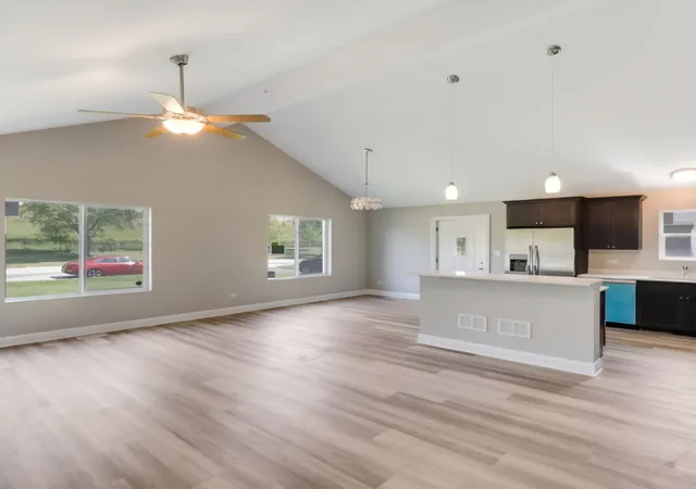 Photo 3 of Single family home for sale at 14541 S Palmer Ave, Posen, IL 60469 | MLS# 12751231 | Listing updated on 2026-10-22