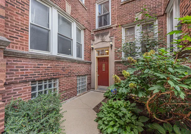 Photo 2 of Condo for sale at 2622 N Spaulding Ave #3N, Chicago, IL 60647 | MLS# 12751232 | Listing updated on 2026-09-27