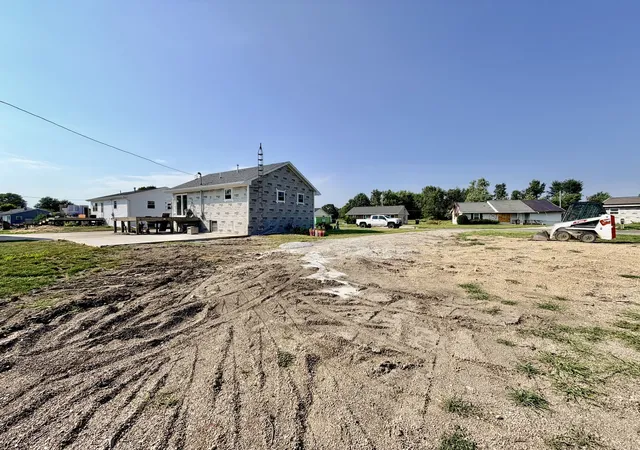 Photo 1 of Land for sale at 14 Sunbury Dr, Streator, IL 61364 | MLS# 12751234 | Listing updated on 2026-09-09