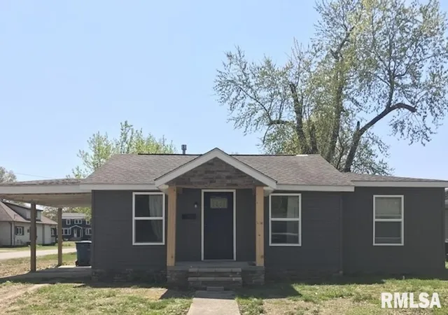 Photo 1 of Sale Pending at 401 Washington St, Carterville, IL 62918 | MLS# 12751237 | Listing updated on 2026-09-17