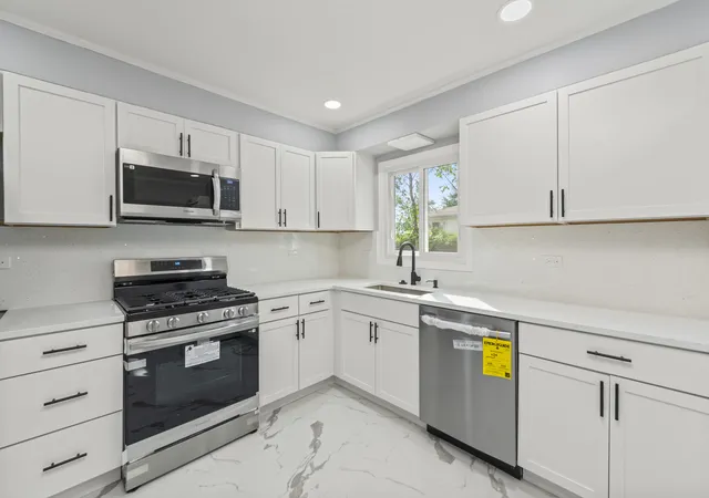 Photo 3 of Single family home for sale at 202 Wilson St, Park Forest, IL 60466 | MLS# 12751239 | Listing updated on 2026-09-19