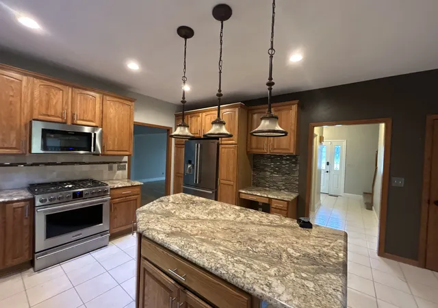 Photo 3 of Single family home for sale at 2601 W Windflower Ct, Peoria, IL 61615 | MLS# 12751270 | Listing updated on 2026-09-09
