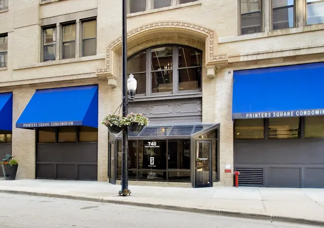 Photo 2 of Condo for sale at 740 S Federal St #1005, Chicago, IL 60605 | MLS# 12751272 | Listing updated on 2026-09-13