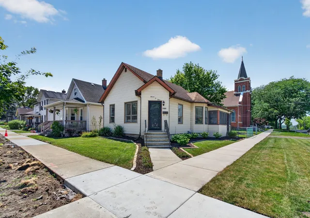 Photo 1 of Single family home for sale at 1103 S Jefferson St, Lockport, IL 60441 | MLS# 12751294 | Listing updated on 2026-09-12