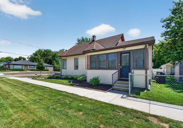 Photo 20 of Single family home for sale at 1103 S Jefferson St, Lockport, IL 60441 | MLS# 12751294 | Listing updated on 2026-09-12