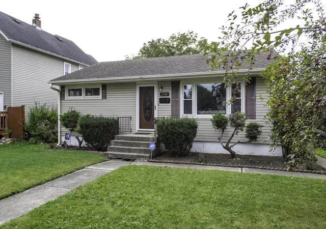 Photo 1 of Single family home for sale at 2314 Gideon Ave, Zion, IL 60099 | MLS# 12751304 | Listing updated on 2026-10-02