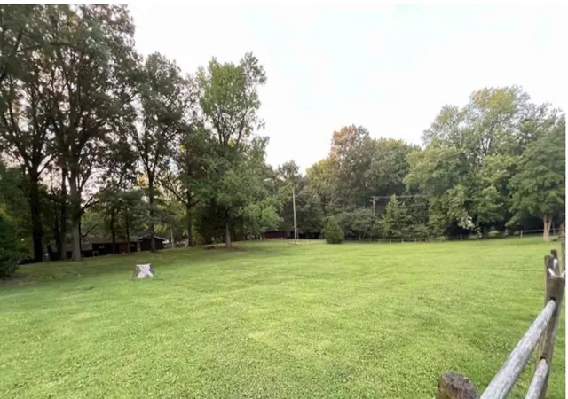 Photo 2 of Land for sale at 001 Hunter Woods Dr, Carbondale, IL 62901 | MLS# 12751340 | Listing updated on 2026-09-09