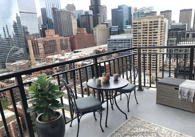 Photo 2 of Condo for sale at 330 N Jefferson St #2203, Chicago, IL 60661 | MLS# 12751341 | Listing updated on 2026-09-23