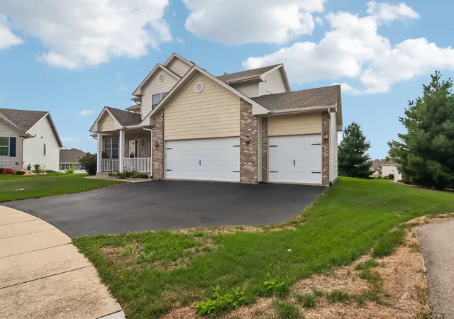 Photo 2 of Single family home for sale at 4478 Tufted Deer Ct, Belvidere, IL 61008 | MLS# 12751387 | Listing updated on 2026-09-17