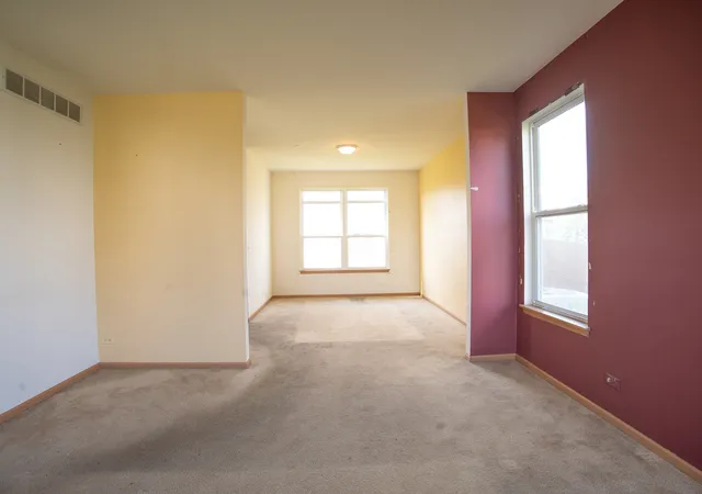 Photo 4 of Single family home for sale at 21300 Pasture Side Trl, Matteson, IL 60443 | MLS# 12751390 | Listing updated on 2026-10-06
