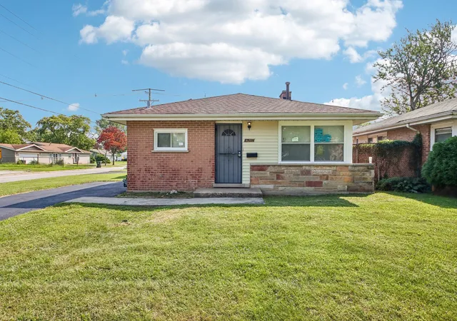 Photo 1 of Single family home for sale at 16207 Marshfield Ave, Markham, IL 60428 | MLS# 12751413 | Listing updated on 2026-09-22
