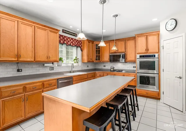 Photo 3 of Single family home for sale at 3531 Stackinghay Dr, Naperville, IL 60564 | MLS# 12751427 | Listing updated on 2026-09-25