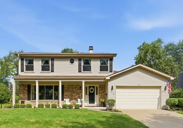 Photo 1 of Single family home for sale at 1112 Regency Ln, Libertyville, IL 60048 | MLS# 12751443 | Listing updated on 2026-09-06