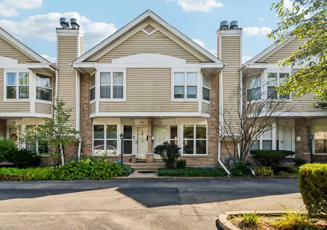 Photo 1 of Sale Pending at (Undisclosed), Evanston, IL 60203 | MLS# 12751453 | Listing updated on 2026-10-07