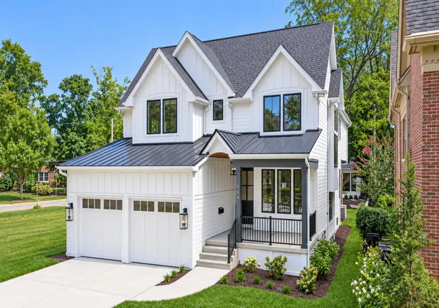 Photo 1 of Mansion for sale at 664 N Webster St, Naperville, IL 60563 | MLS# 12751464 | Listing updated on 2026-09-14
